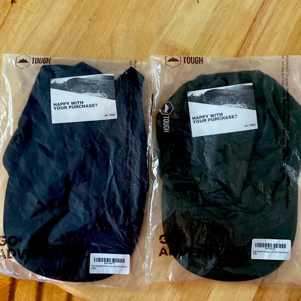 One size fits all 2 hats black and green combo